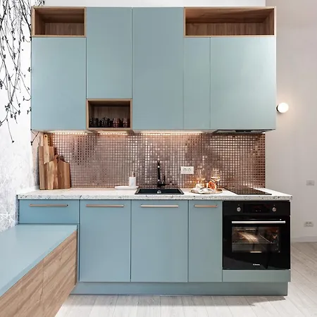 Qult - Legends Of The Fall *