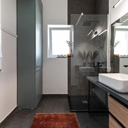 Qult - Legends Of The Fall Апартаменты *